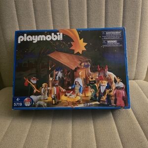 PLAYMOBIL CHRISTMAS NATIVITY SET 5719 INCOMPLETE Some Pieces Missing See Pics